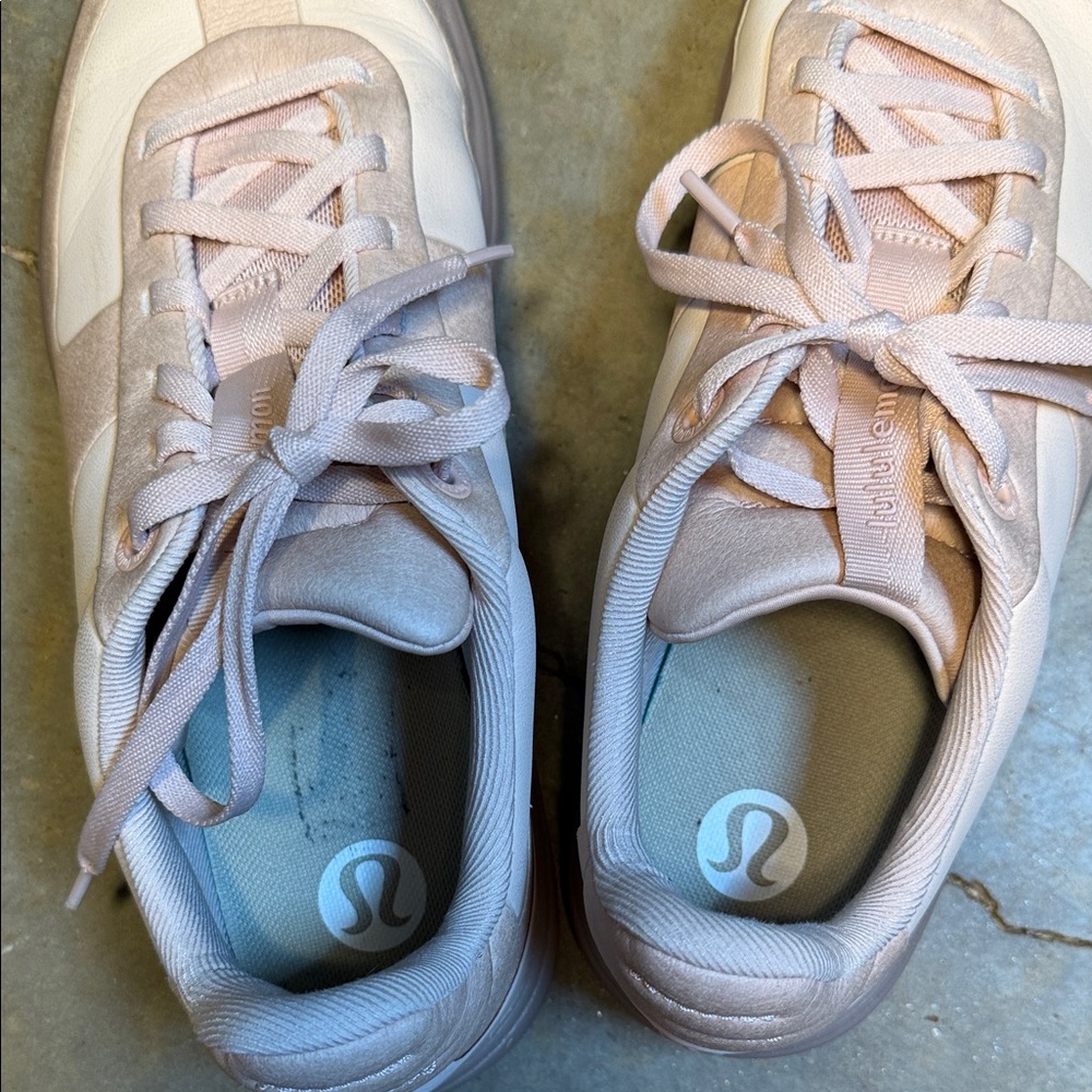Lululemon Athletica Women's Blush Sneakers - Picture 7 of 8
